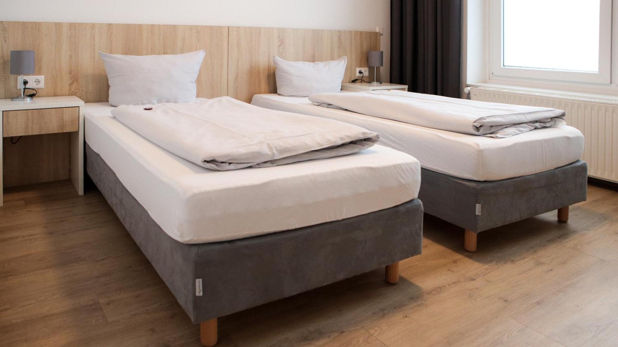 Garni Hotel Hof Zum อาเฮาส์ ภายนอก รูปภาพ