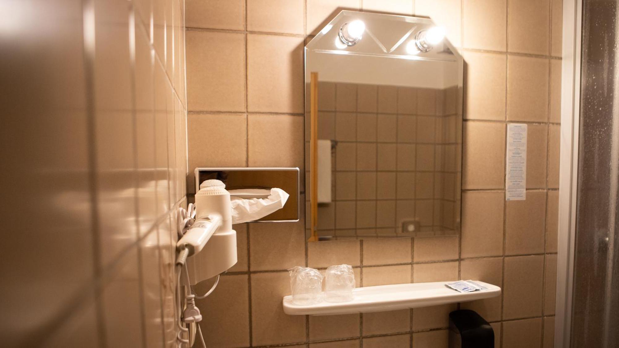 Garni Hotel Hof Zum อาเฮาส์ ภายนอก รูปภาพ