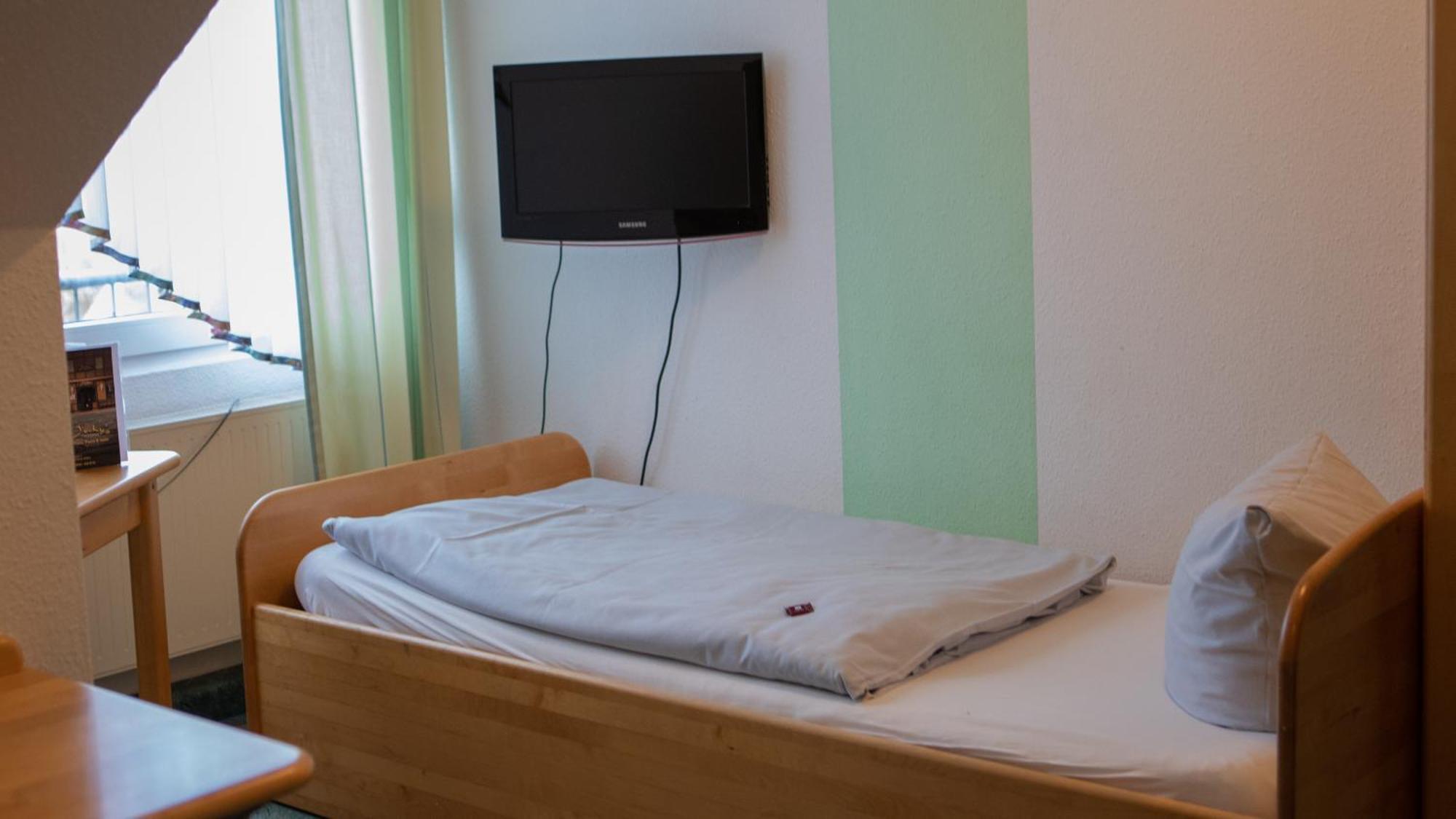 Garni Hotel Hof Zum อาเฮาส์ ภายนอก รูปภาพ