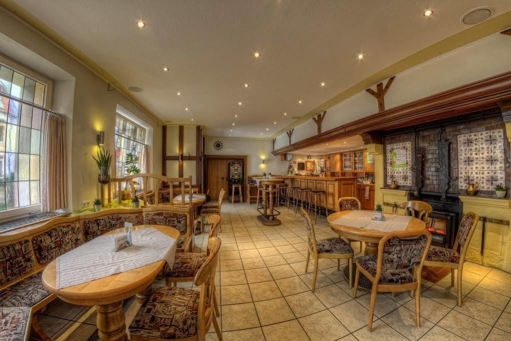 Garni Hotel Hof Zum อาเฮาส์ ภายนอก รูปภาพ
