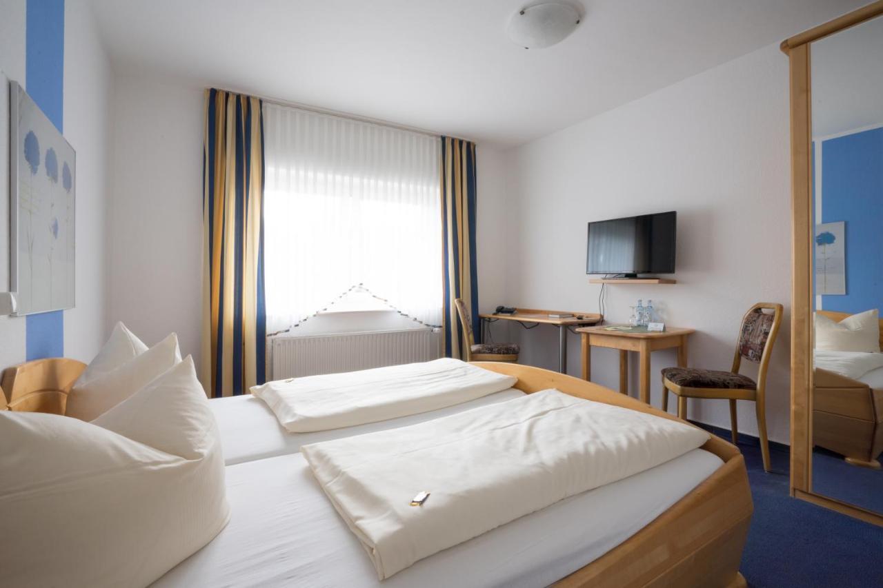 Garni Hotel Hof Zum อาเฮาส์ ภายนอก รูปภาพ